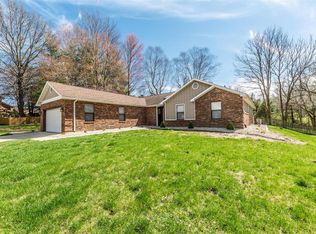 629 Wildwood Ln, O'Fallon, IL 62269