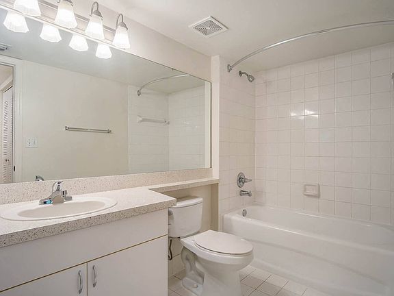 5th image of 4284 SE Cove Lake Cir #2-103