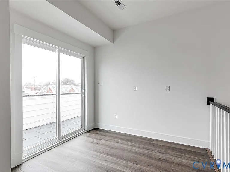 1823 W Cary St #A — Photo 39