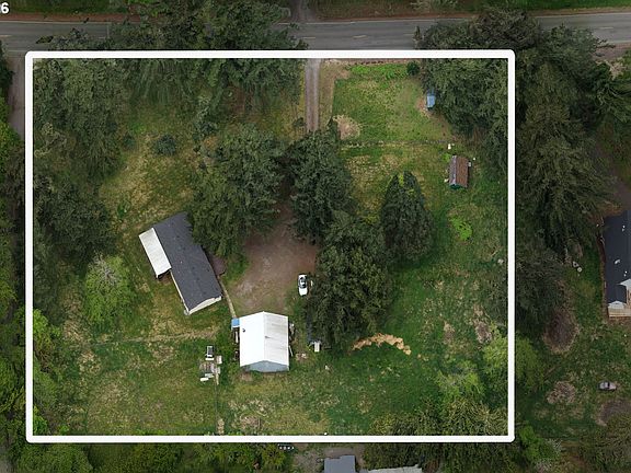 3rd image of 2922 Skye Rd