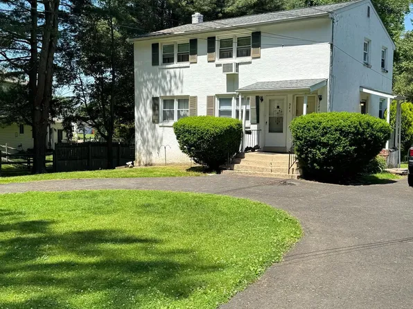 284 Brown Rd, Warminster, PA 18974