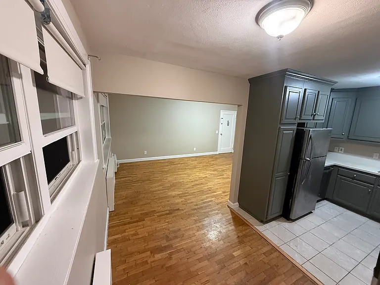 11 Bedford Ave #E4 — Photo 4