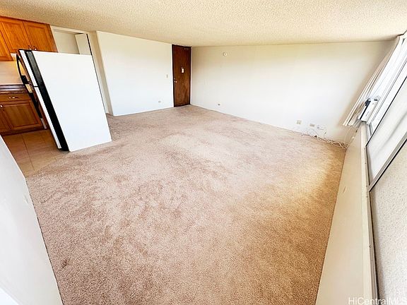 3rd image of 98-288 Kaonohi St APT 3903