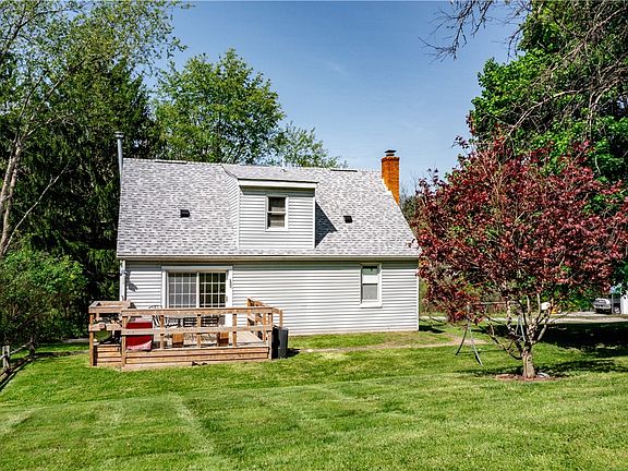 2nd image of 234 Fairview Rd