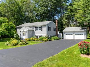 4 Burnham Woods Cir, Scarborough, ME 04074