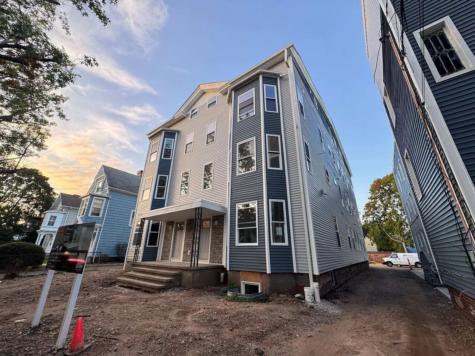 269 Humphrey St — Photo 2