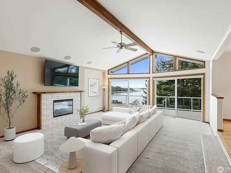 1107 Puesta Del Sol Ave #A — Photo 25