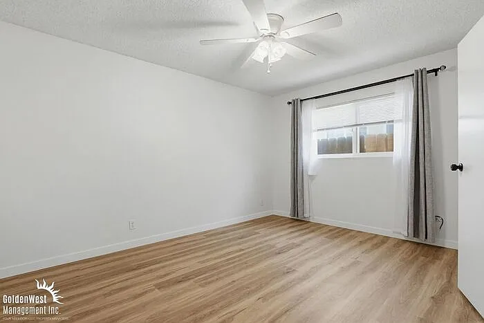 643 W 6th Ave #647 — Photo 17