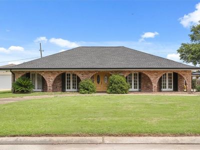 205 Fort Jackson St, Belle Chasse, LA, 70037