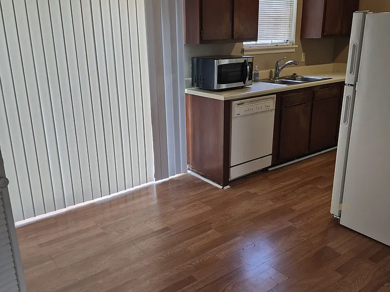 3304 Quail View Dr — Photo 7