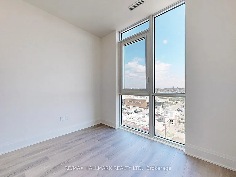 509 Dundas St W #806 — Photo 20