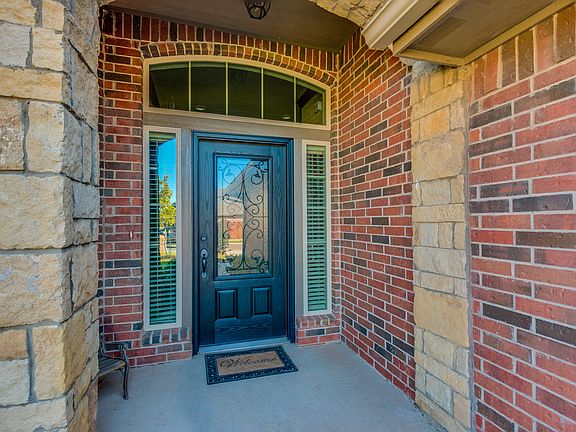5th image of 13536 Gentry Drive