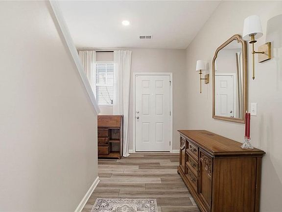3rd image of 302 Penn Station Way