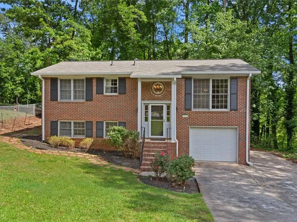 1169 Mountain View Dr, Marietta, GA 30062