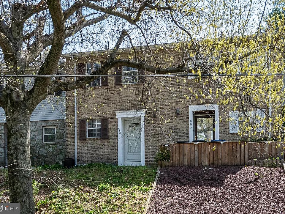 1st image of 443 S Wyomissing Ave
