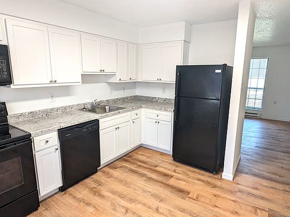 2nd image of 1013 N Christina Ave APT C