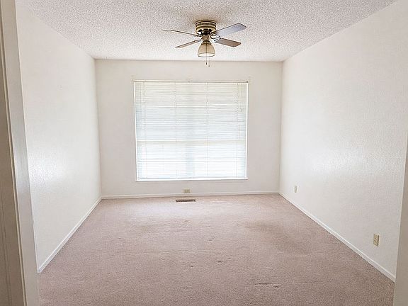 Dining room off living room