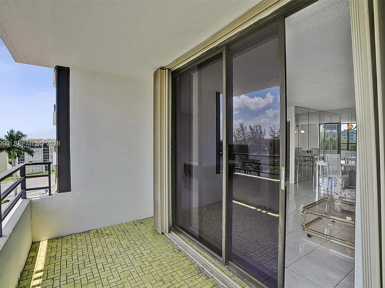 500 Three Islands Blvd #213 — Photo 26