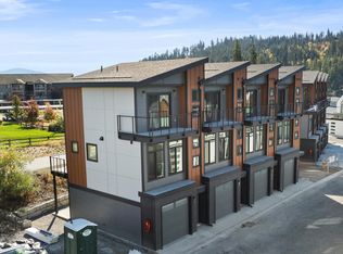 3012 N Suzanne Ct, Coeur D Alene, ID 83814