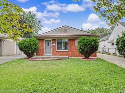 24114 Pennie St, Dearborn Heights, MI, 48125