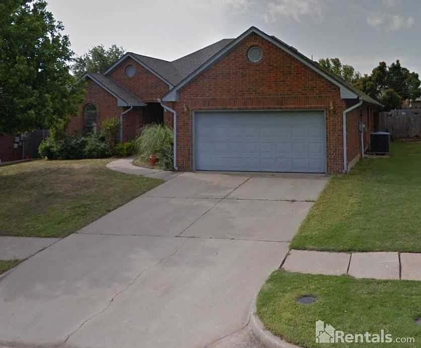 1st image of 1400 NW 183rd Ter