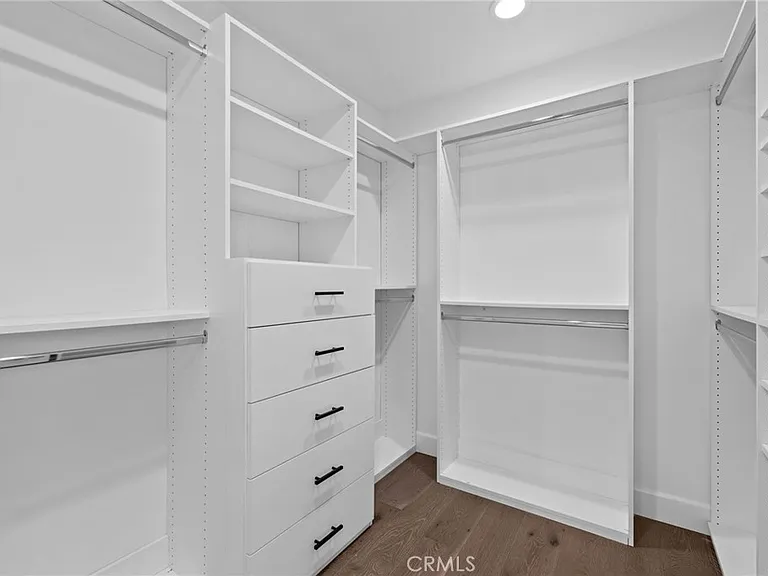 827 N Lamer St — Photo 22