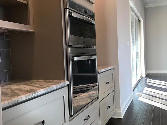 4th image of 3363 Old Plantation Way