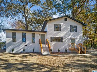 407 Panola Ct, Anniston, AL 36206