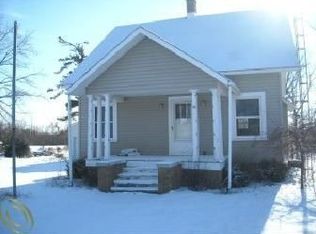 307 W Madison St, Petersburg, MI 49270