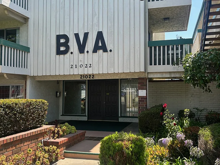 Bavarian Village Apartments — Photo 1