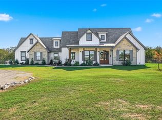 350 Rolling Ranch Blvd, Alvord, TX 76225