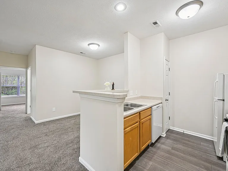 Bayberry Place Apartments — Photo 43