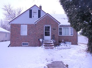 408 W 3rd St, Hays, KS 67601