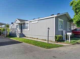 102 Apple Ln, Santa Rosa, CA 95407