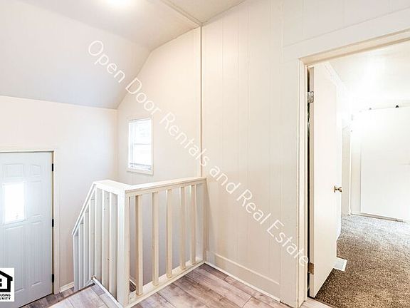 3rd image of 1240 1/2 Boone St