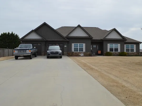 803 W Keepsake Ln, Inman, SC 29349