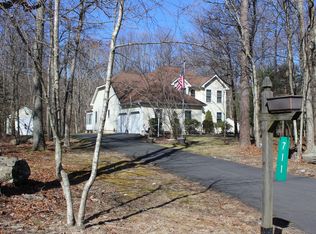 711 Dancing Ridge Rd, East Stroudsburg, PA 18302