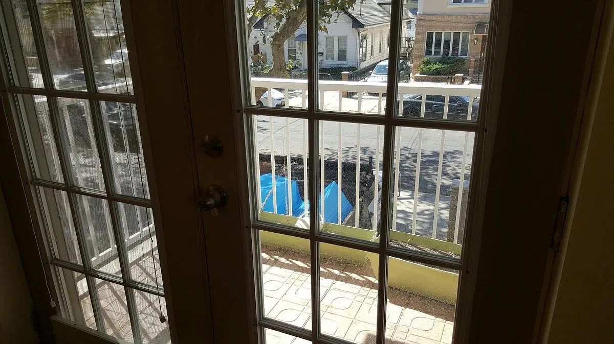 3 bed, 1400 sqft, $3,800 — Photo 2