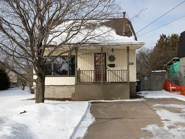 139 Carufel Ave — Photo 3