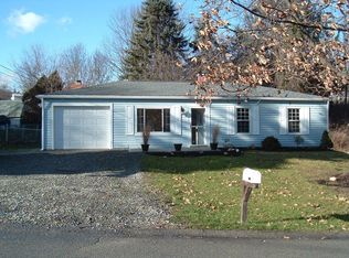 9759 Birchbrook Ct, North Huntingdon, PA