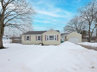 338 Mendon Rd, Attleboro, MA 02703