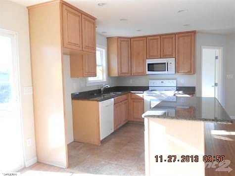 2nd image of 10955 Belmont Dr