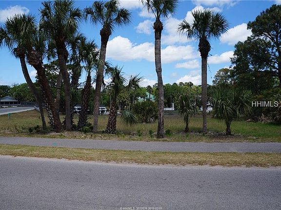 5th image of 379 Tarpon Blvd