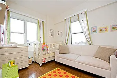 Rented by R New York