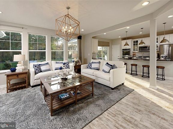 2nd image of 17057 Bellevue Ct