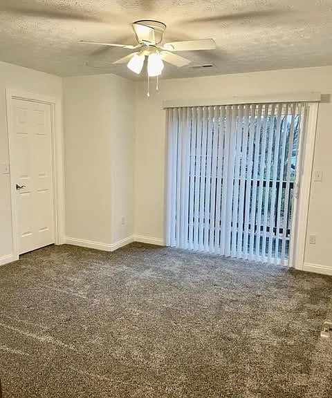4341 Frontenac Dr — Photo 10