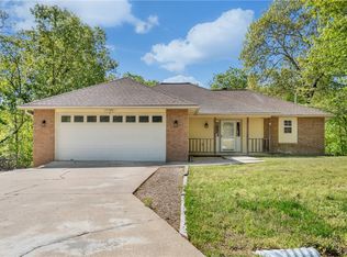 16 Cawston Dr, Bella Vista, AR 72715
