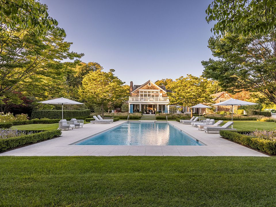 1st image of 75 Woods Ln