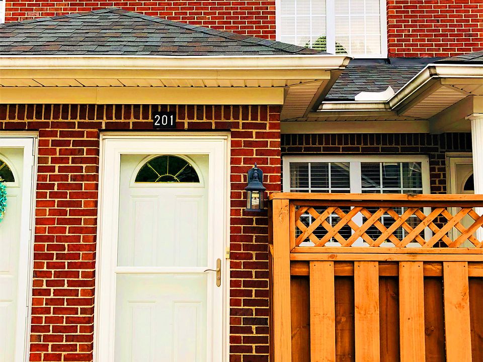 1st image of 10500 Vining Pl APT 201