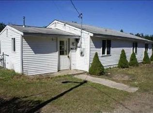 1613 Bellmer Rd, Petoskey, MI 49770